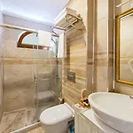 1453 3* Istanbulská provincie
