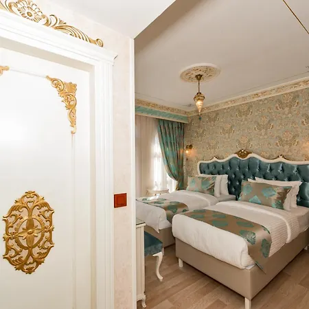 Hotel 1453 3*
