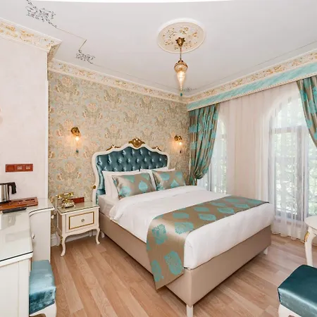 1453 Hotel 3*