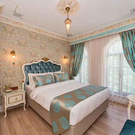 Hotel 1453 3*