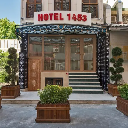 Hotel 1453